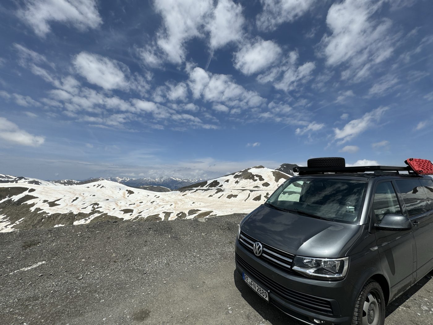Camper in den Westalpen